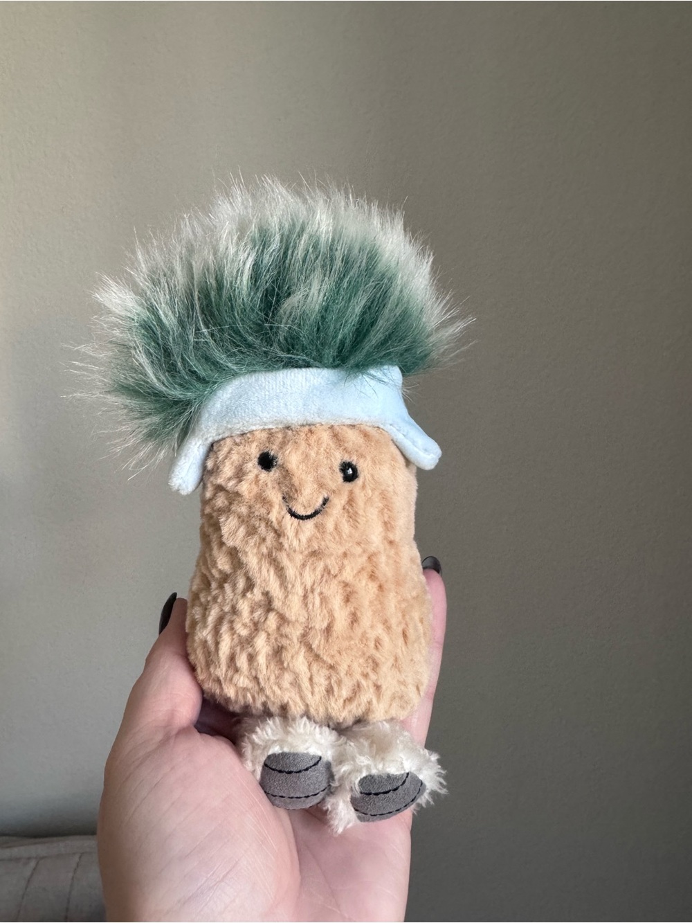 Jellycat Amuseables Peanut Apres Ski